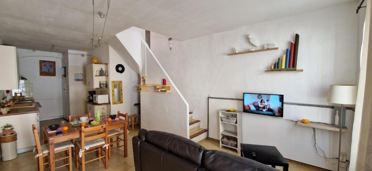 Maison Portiragnes Pres De La Mer Et Du Canal Du Midi Bagian luar foto